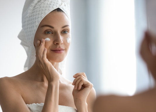 Hydration Heroes: Why Hyaluronic Acid & Snail Mucin Are Skincare Game Changers